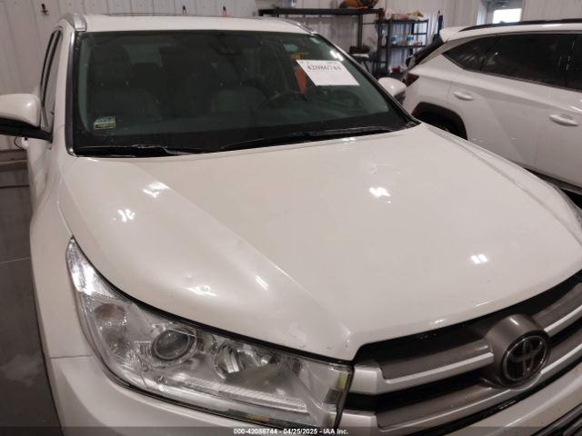 5TDJZRFH9KS616954 Toyota Highlander Xle