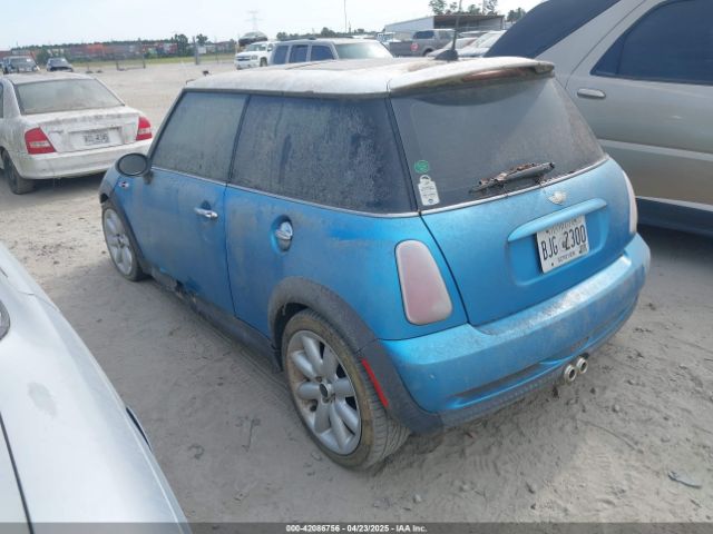 2005 MINI COOPER S WMWRE33485TD93860 Photo 2