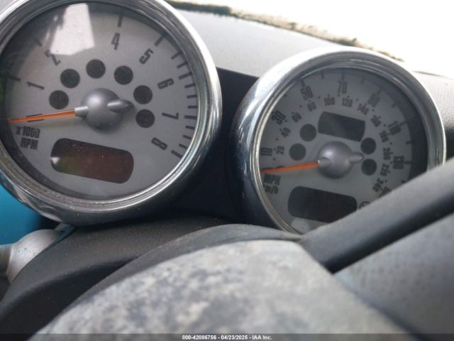 2005 MINI COOPER S WMWRE33485TD93860 Photo 6