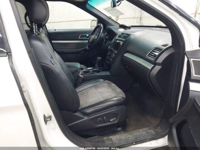 2017 FORD EXPLORER 1FM5K8D8XHGB69410 Photo 4