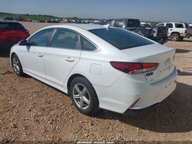 Hyundai SONATA SE 2019 5NPE24AF4KH749965 Image 3