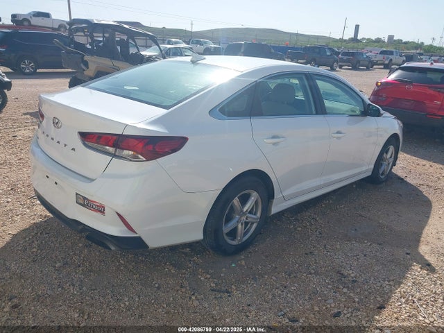 Hyundai SONATA SE 2019 5NPE24AF4KH749965 Image 4