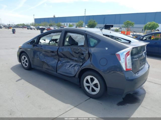 JTDKN3DU8E0375103 Toyota Prius Two