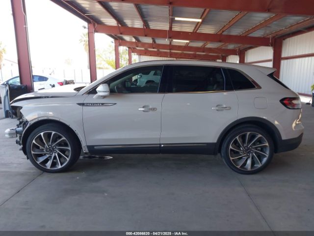 2LMPJ8LP9KBL41756 Lincoln Nautilus Reserve