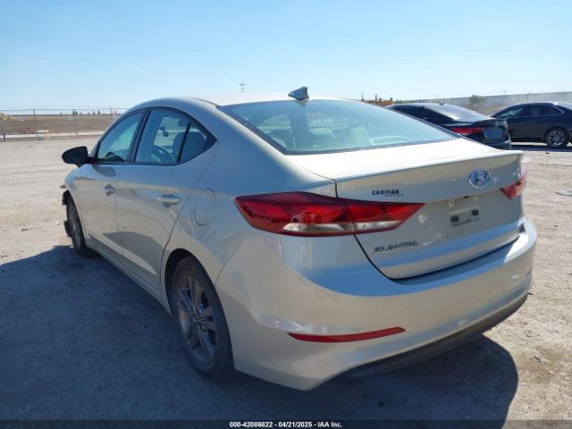 2018 HYUNDAI ELANTRA 5NPD84LF6JH383402 Photo 2