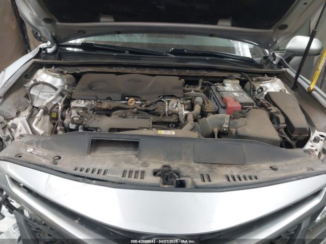 4T1B11HK5JU017982 Toyota CAMRY SE