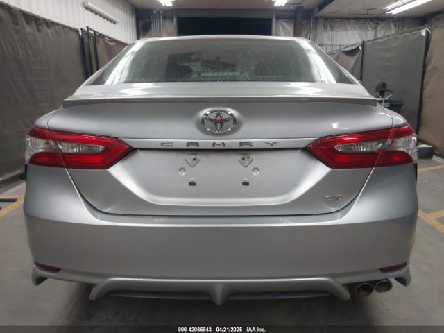 4T1B11HK5JU017982 Toyota CAMRY SE