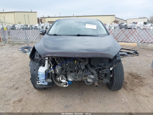5XYPGDA37KG574957 KIA Sorento 2.4l Lx