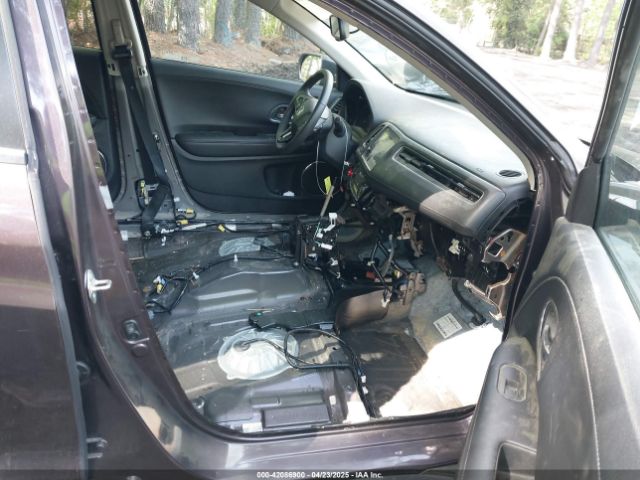 2020 HONDA HR-V 3CZRU6H77LM735585 Photo 4