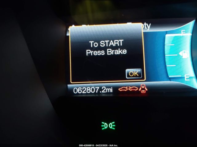 3FA6P0HD8HR221537 Ford FUSION SE
