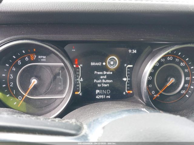 1C4HJXEG5MW519112 Jeep Wrangler Unlimited Sahara Altitude 4x4
