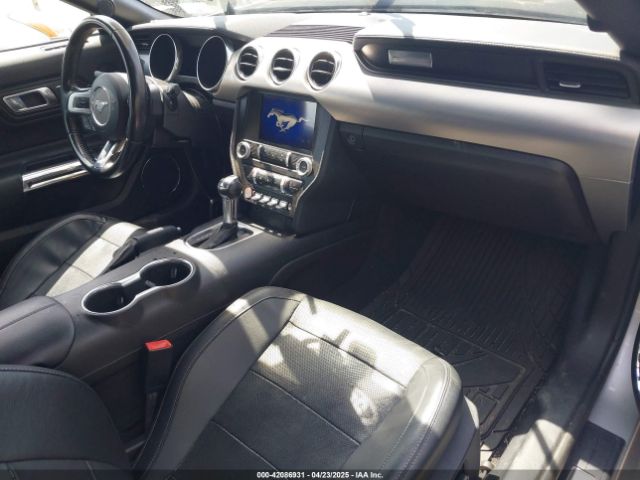 2019 FORD MUSTANG 1FATP8UH0K5170023 Photo 4