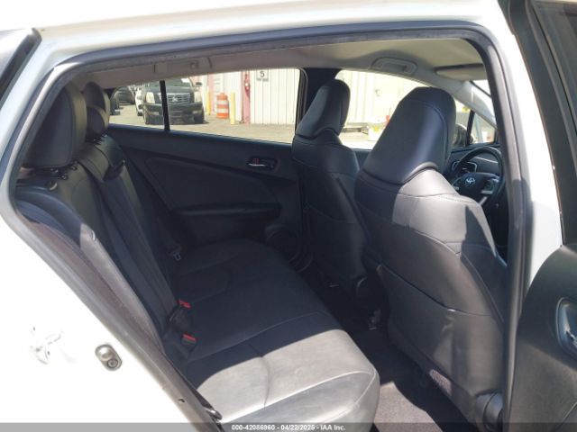 JTDKARFU3G3020689 Toyota Prius Three Touring