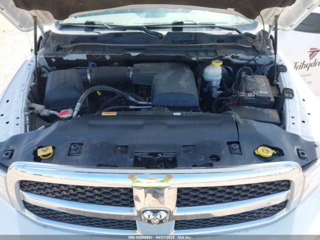 1C6RR7FG6KS590438 RAM 1500 Classic Tradesman  4x4 6'4 Box