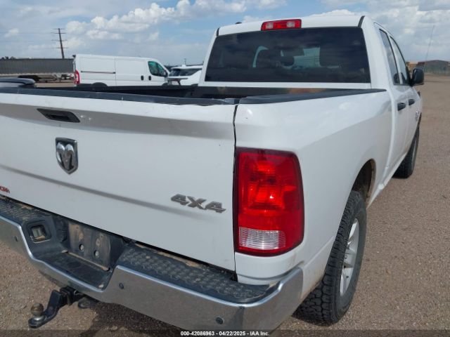 1C6RR7FG6KS590438 RAM 1500 Classic Tradesman  4x4 6'4 Box