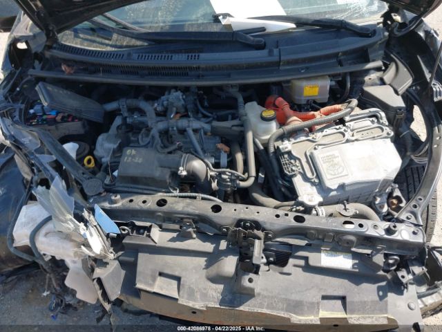 JTDKDTB39H1591876 Toyota Prius C Three