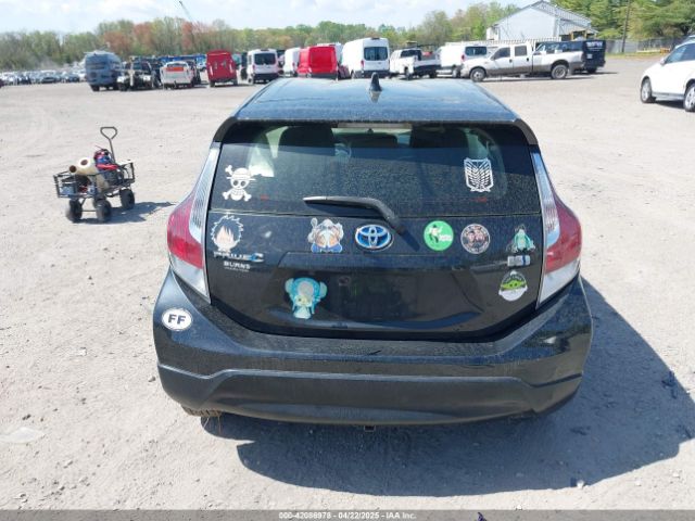JTDKDTB39H1591876 Toyota Prius C Three