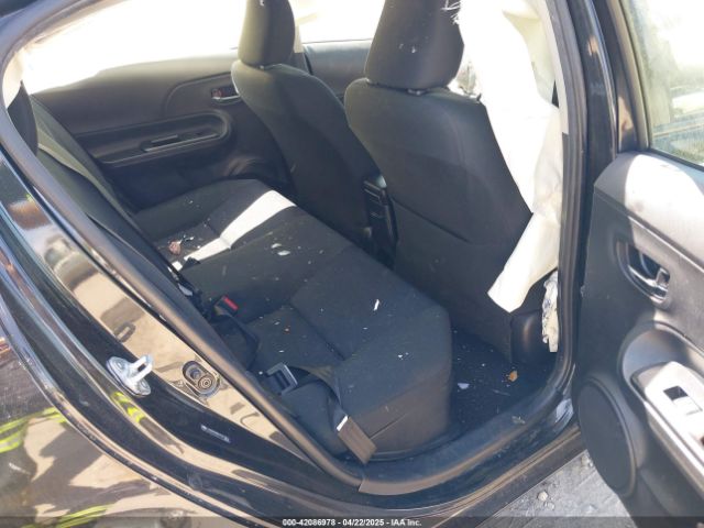 JTDKDTB39H1591876 Toyota Prius C Three
