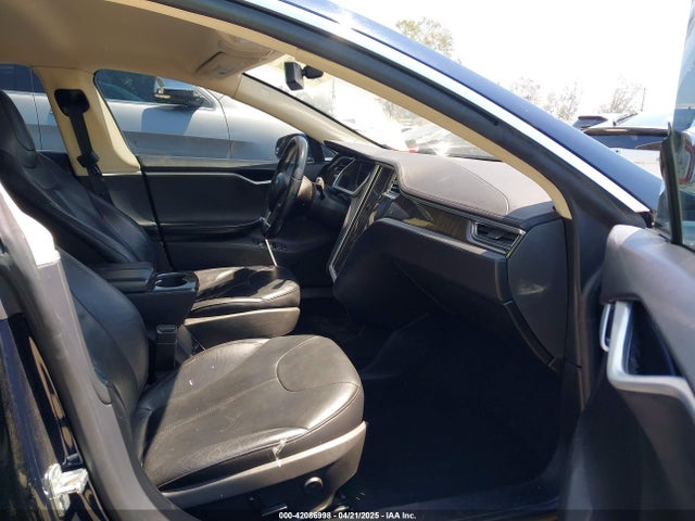 2013 TESLA MODEL S 5YJSA1DN1DFP05317 Photo 4