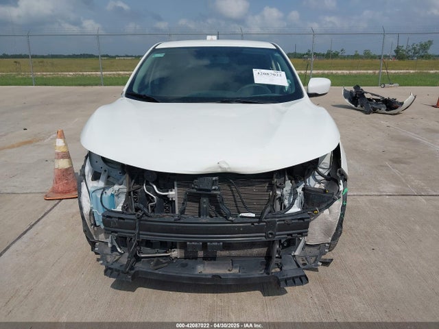 JN1BJ1CP4KW239090 Nissan 2019
