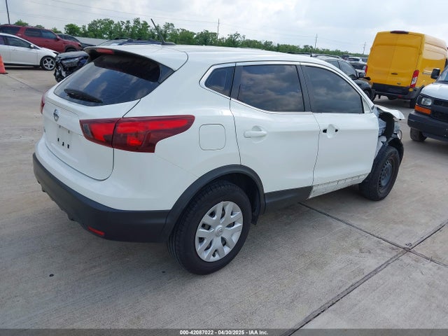 JN1BJ1CP4KW239090 Nissan 2019