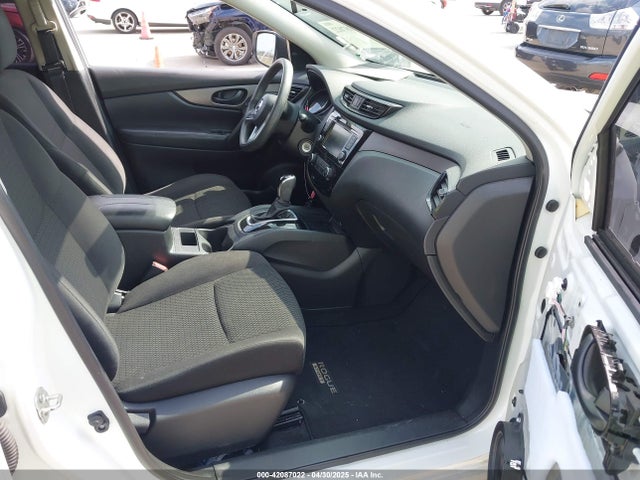 JN1BJ1CP4KW239090 Nissan 2019