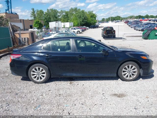 JTNB11HK6J3009198 Toyota CAMRY LE