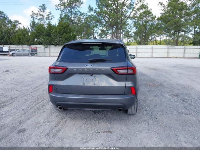 1FMCU0MN8RUA12017 Ford Escape St-line