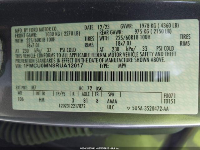 1FMCU0MN8RUA12017 Ford Escape St-line