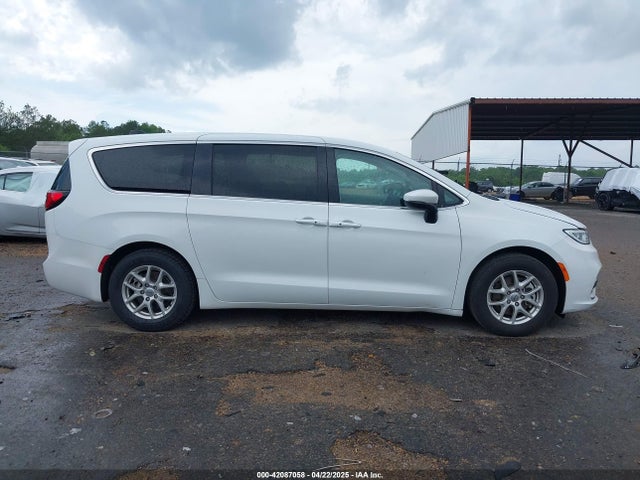 Chrysler Pacifica Touring L 2023 2C4RC1BG6PR591319 Image 13