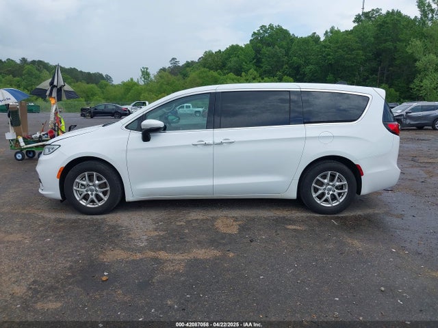 Chrysler Pacifica Touring L 2023 2C4RC1BG6PR591319 Image 14