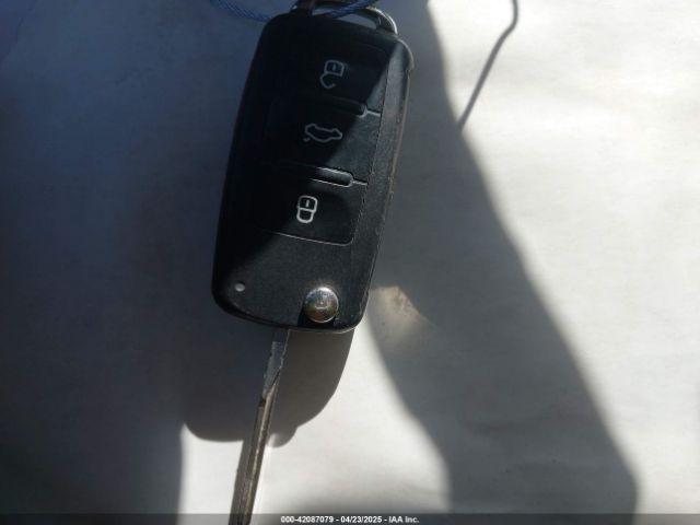 3VWD67AJ8GM368642 Volkswagen Jetta 1.4t Se