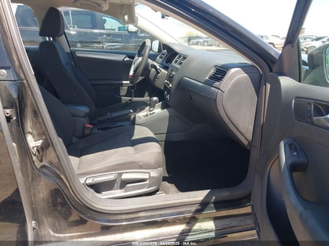 3VWD67AJ8GM368642 Volkswagen Jetta 1.4t Se
