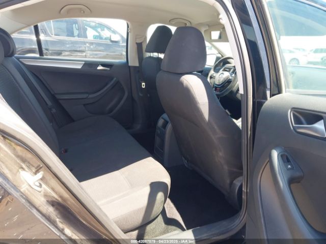 3VWD67AJ8GM368642 Volkswagen Jetta 1.4t Se