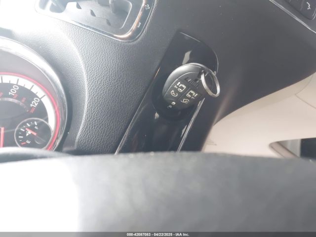 2C4RDGCG6KR749505 Dodge Grand Caravan Sxt