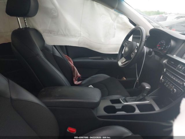 5XXGT4L38LG410597 KIA Optima S