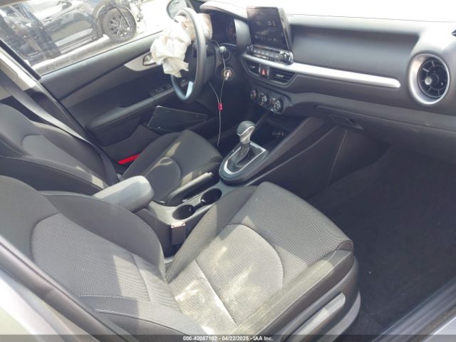 3KPF24AD8RE837693 KIA Forte Lxs