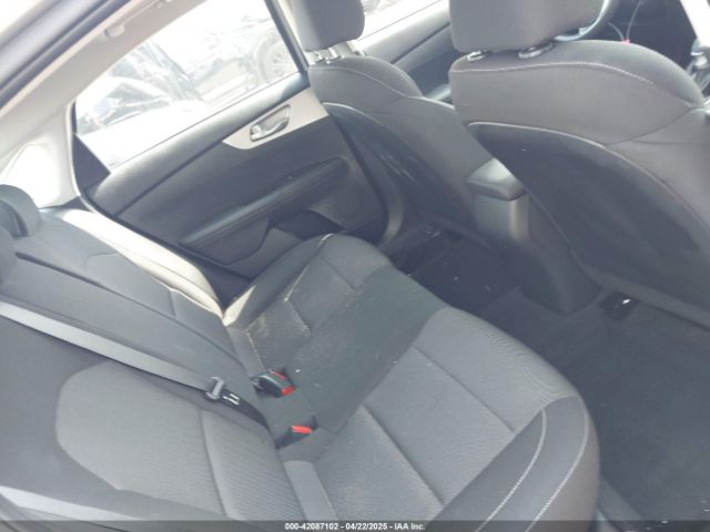 3KPF24AD8RE837693 KIA Forte Lxs