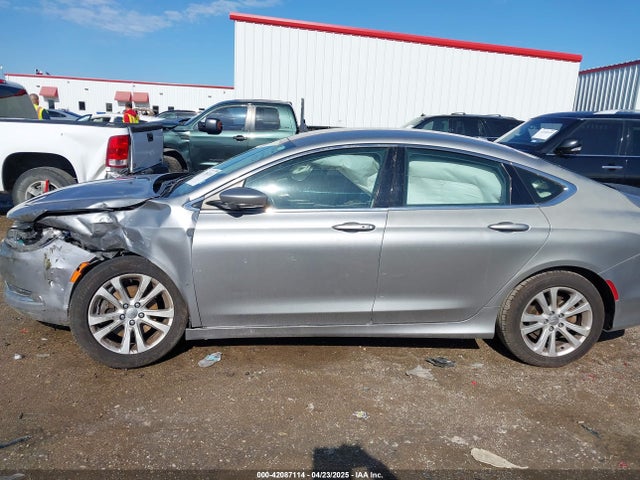 1C3CCCAB6GN105861 Chrysler 200 Limited