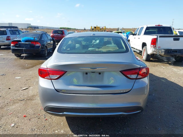 1C3CCCAB6GN105861 Chrysler 200 Limited
