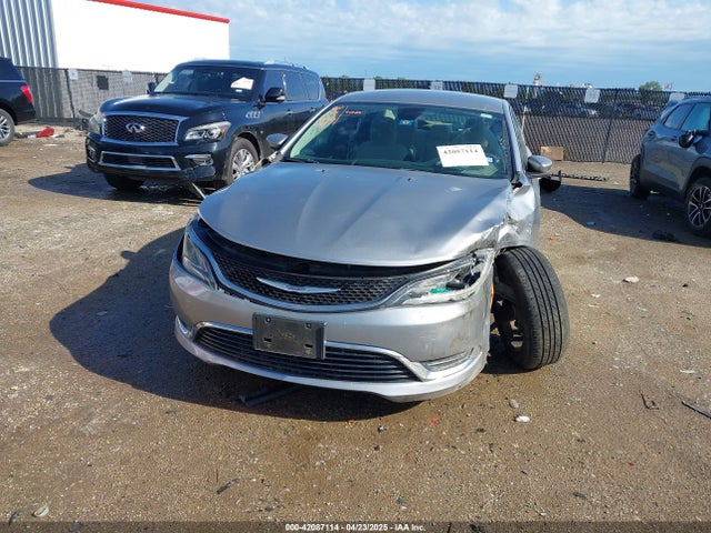 1C3CCCAB6GN105861 Chrysler 200 Limited