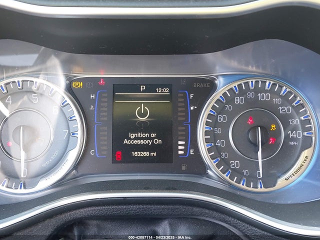 1C3CCCAB6GN105861 Chrysler 200 Limited