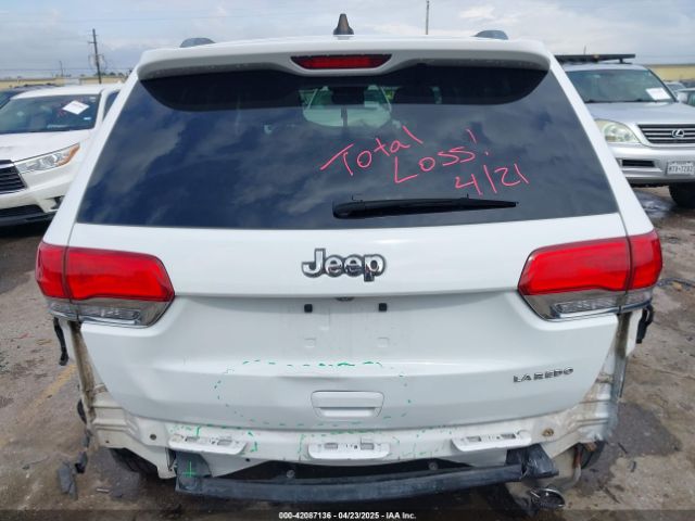 1C4RJEAGXJC247393 Jeep Grand Cherokee Laredo E 4x2