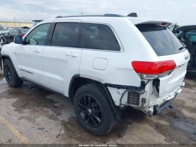 1C4RJEAGXJC247393 Jeep Grand Cherokee Laredo E 4x2