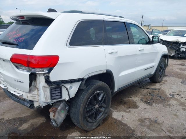 1C4RJEAGXJC247393 Jeep Grand Cherokee Laredo E 4x2