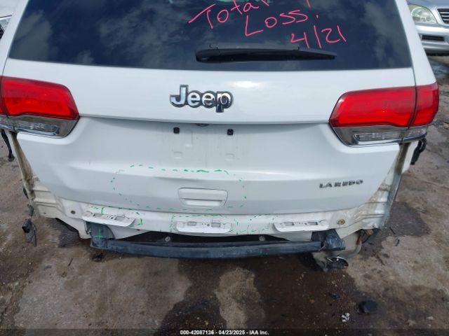 1C4RJEAGXJC247393 Jeep Grand Cherokee Laredo E 4x2