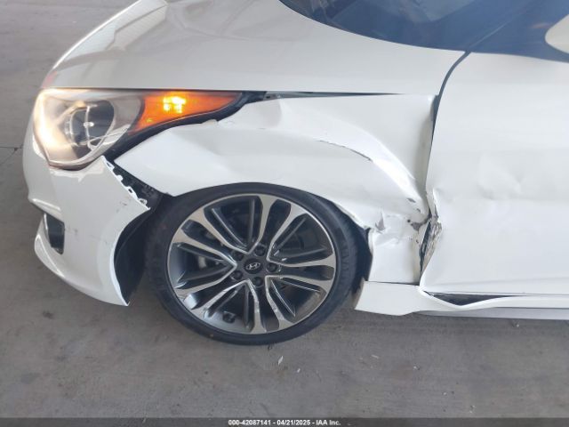 KMHTC6AE6HU310610 Hyundai Veloster Turbo