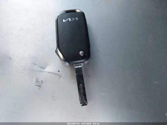 3KPF24AD1PE559880 KIA Forte Lxs