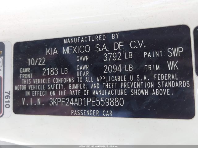 3KPF24AD1PE559880 KIA Forte Lxs