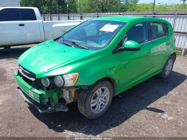 1G1JC6SHXF4215784 Chevrolet Sonic Lt Auto